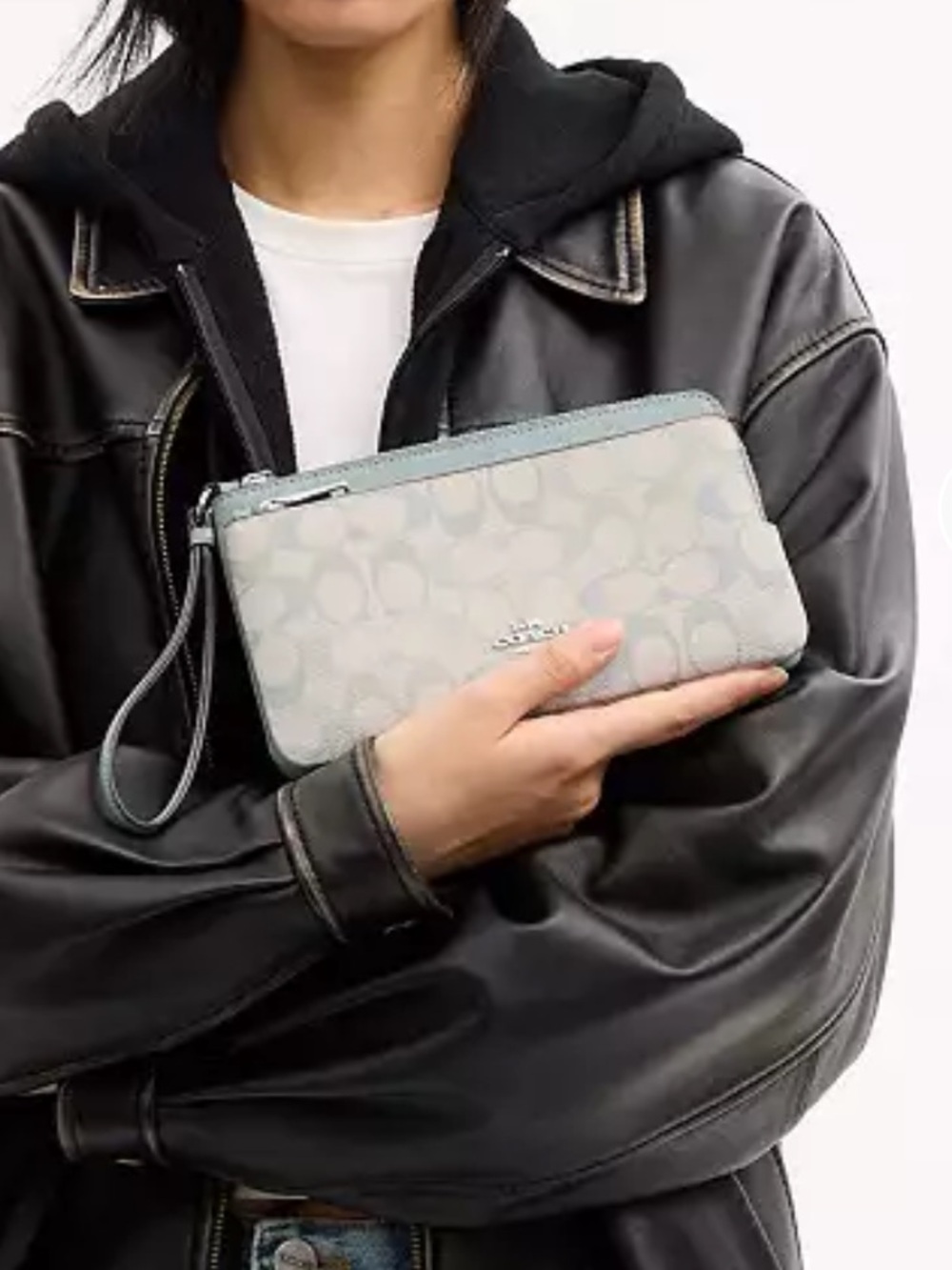New! Coach Pebbled leather double zip wristlet Wallet. - Picture 2 of 12